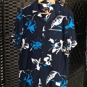 Adam Levine Hawaii style satin casual shirt